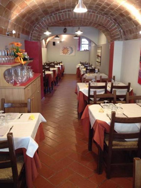 Il Gatto E La Volpe Hotell Gambassi Terme Rum bild